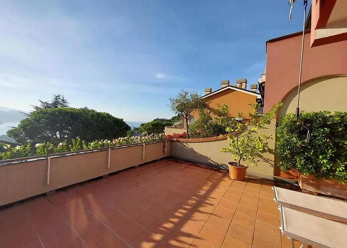Апартаменты With A Stunning Sea View Pool Tennis Рапалло