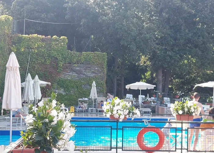 With A Stunning Sea View Pool Tennis Apartment *