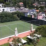 Διαμέρισμα With A Stunning Sea View Pool Tennis