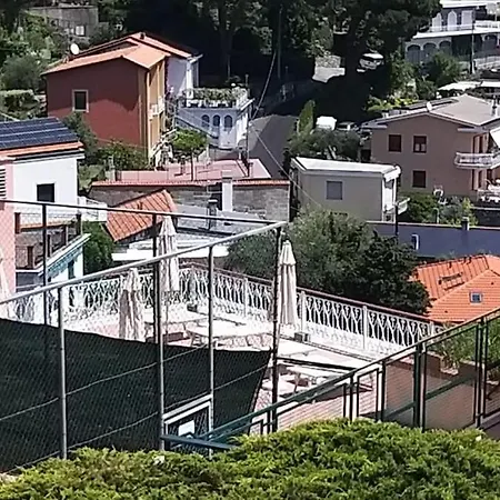 With A Stunning Sea View Pool Tennis Διαμέρισμα *