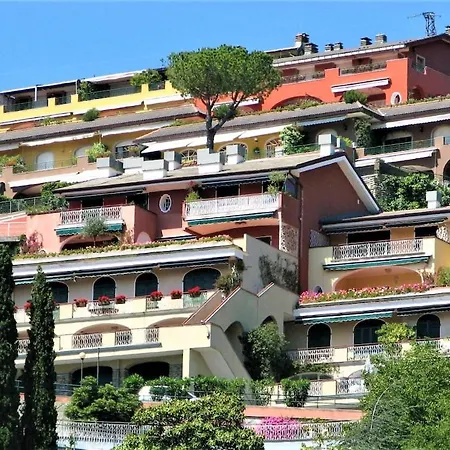 With A Stunning Sea View Pool Tennis Lejlighed Rapallo