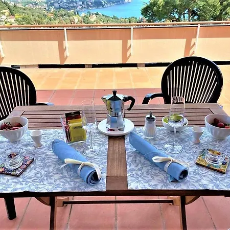 With A Stunning Sea View Pool Tennis Διαμέρισμα *