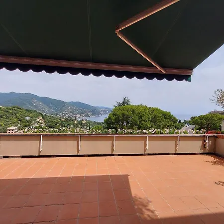 With A Stunning Sea View Pool Tennis Apartamento Rapallo