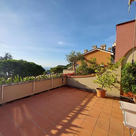 Lejlighed With A Stunning Sea View Pool Tennis Rapallo